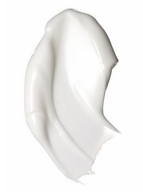 BENTON-Shea-Butter-and-Coconut-Body-Lotion-Textur